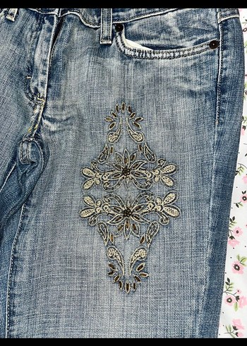Nakış Detaylı Kadın Denim Jean - Görsel 2