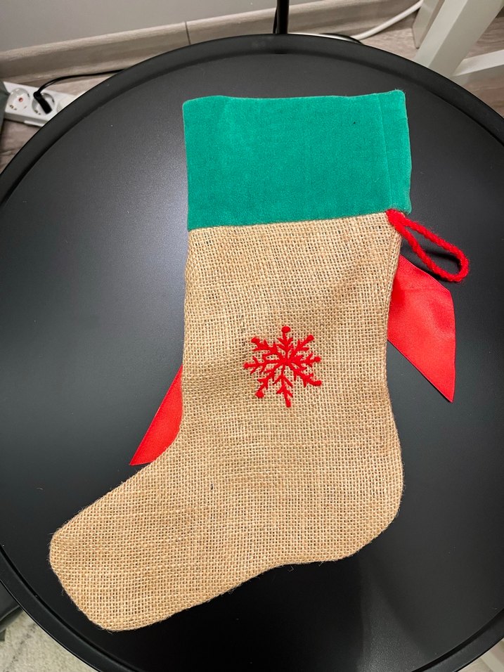 Yılbaşı Çorabı Kırmızı Fiyonklu ve Yeşil Ağaçlı - Görsel 2