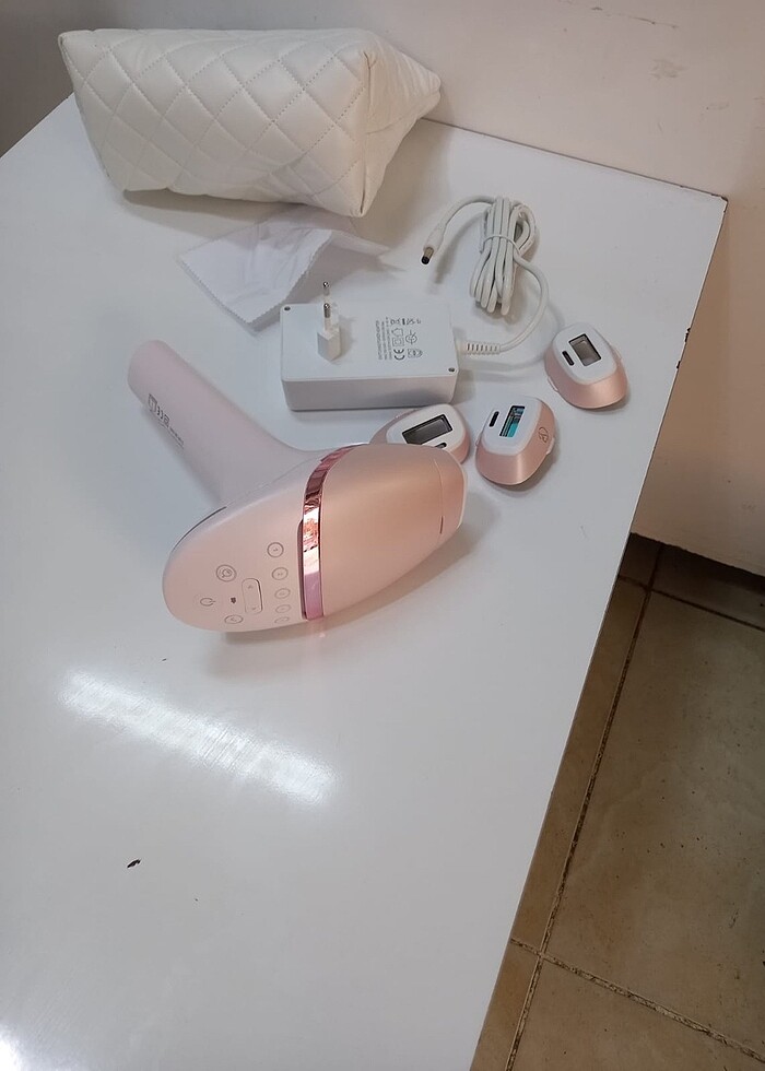 PHILIPS LUMİA BRI950/00 LAZER EPİLASYON ÇANTA HEDİYELİ - Görsel 2