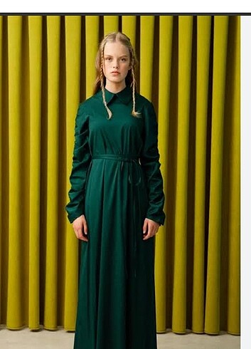 Fatma atalay zümrüt yeşili tesettür abiye elbise 