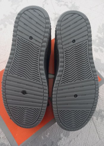 Gri Erkek Spor Ayakkabı Bağcıkları 40 numara orjinal ürün - Görsel 3