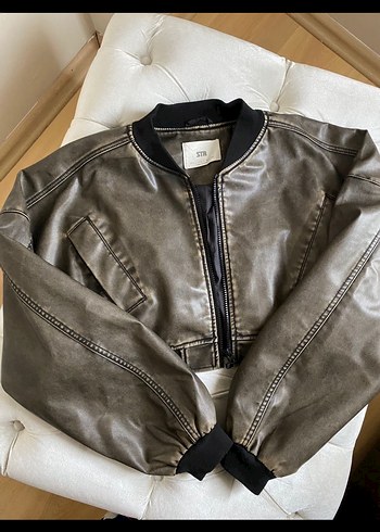 Kadın Gri Deri Fermuarlı Ceket - Görsel 3