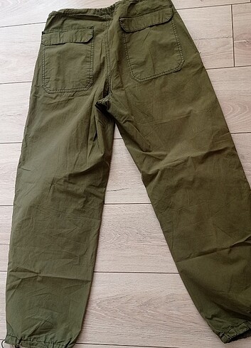 34 Beden Trendyolmilla Yeşil Paraşüt Pantolon