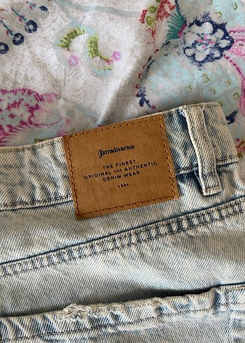 Stradivarius kot şort