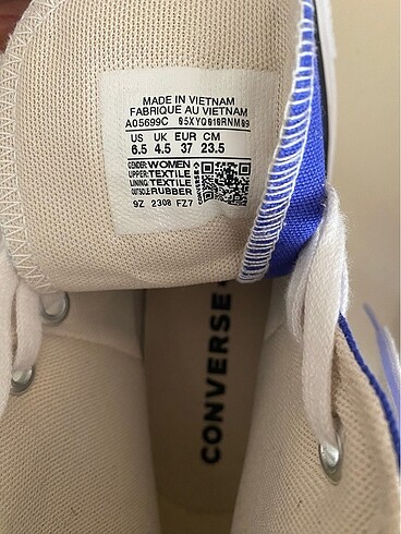 37 Beden mavi Renk Converse
