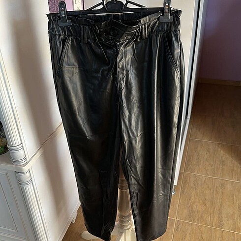 Stradivarius deri pantolon
