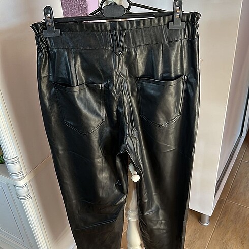 xl Beden Stradivarius deri pantolon