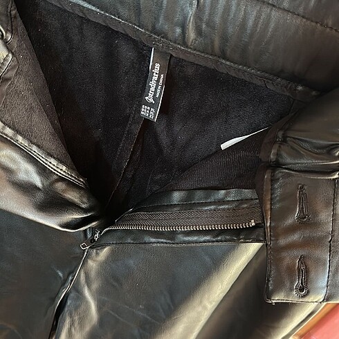xl Beden siyah Renk Stradivarius deri pantolon