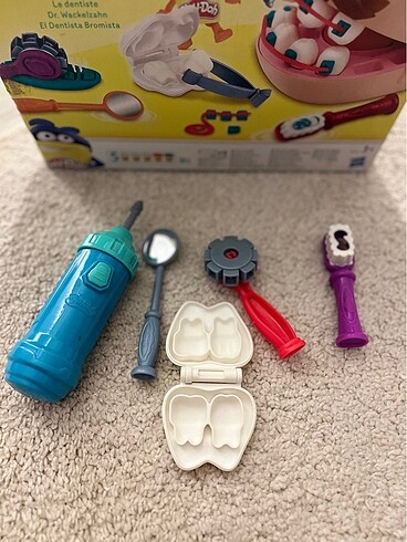  Beden Renk Playdoh dişçi seti