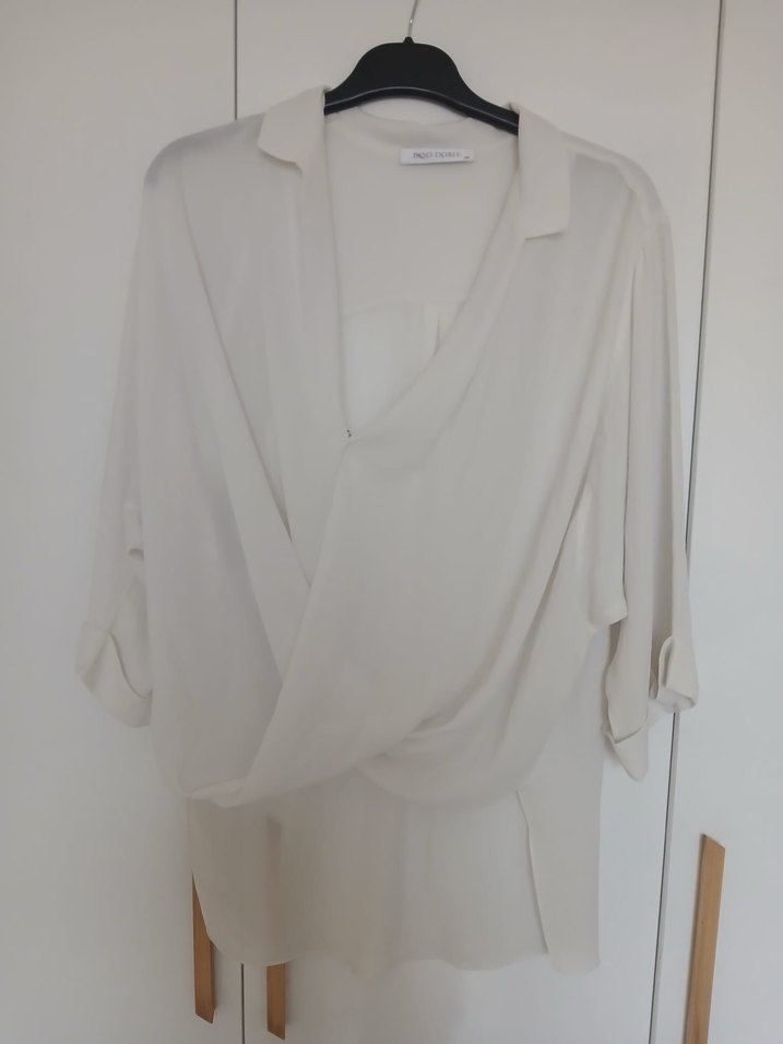 Beyaz Kadın V Yaka Kısa Kollu Salaş Gömlek - Görsel 3