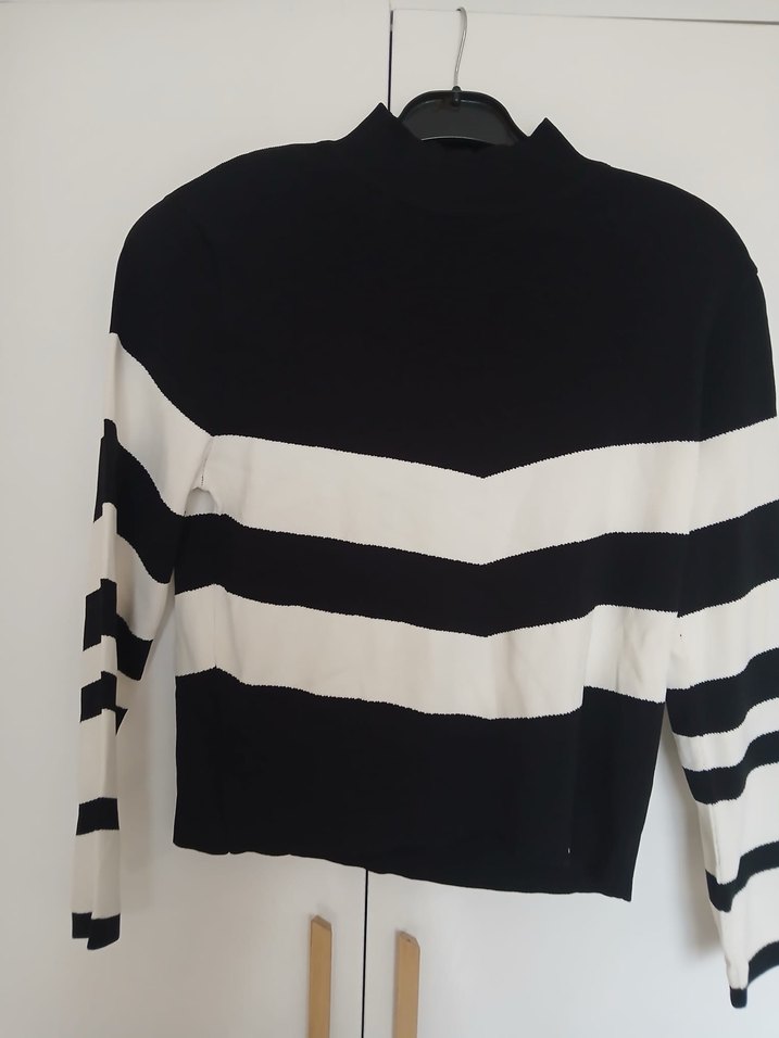 Çizgili Yarım Balıkçı Yaka Kadın Kazak - Görsel 2