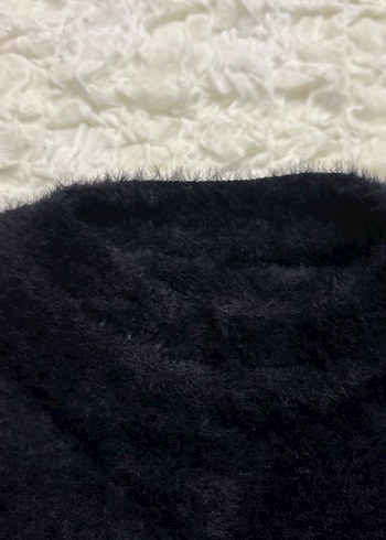 Siyah Kürklü Miu Miu Nakışlı Kadın Kazak - Görsel 4