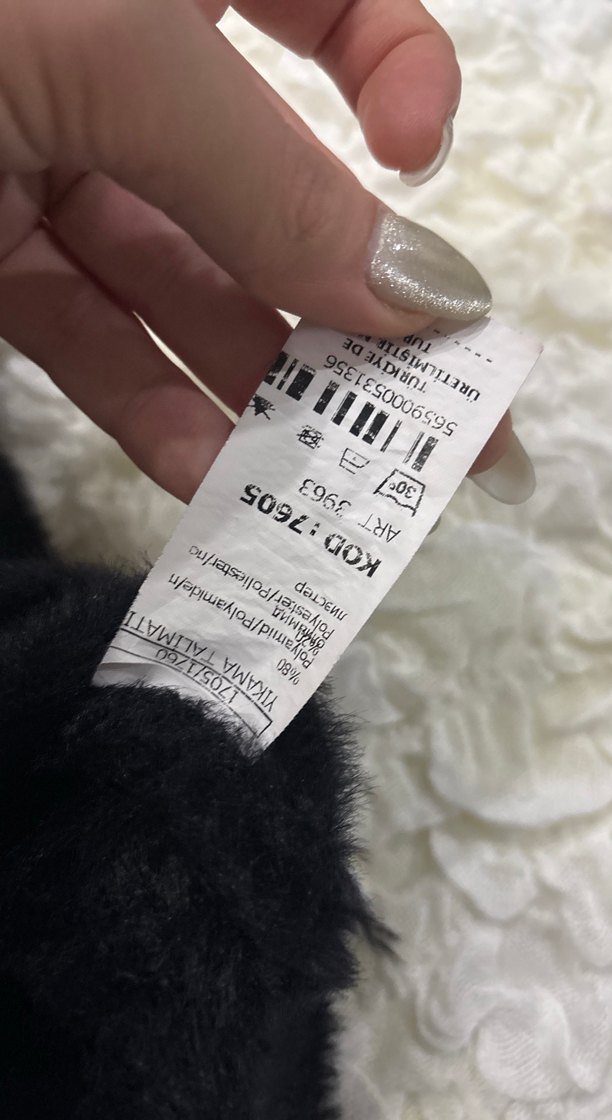 Siyah Kürklü Miu Miu Nakışlı Kadın Kazak - Görsel 3