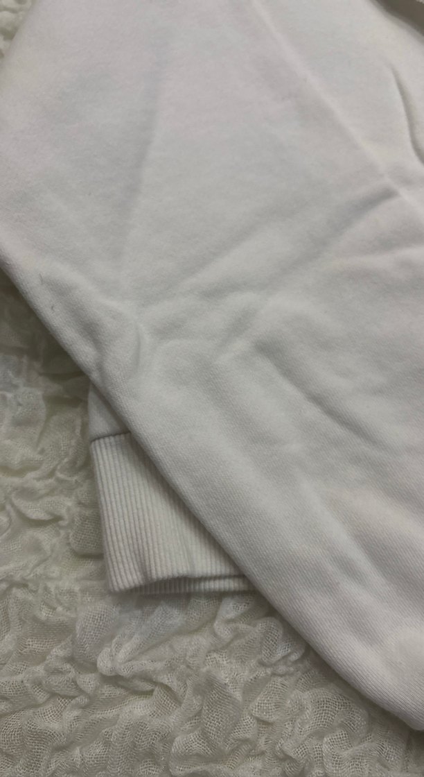 Kadın Beyaz Fermuarlı Yumuşak Sweatshirt - Görsel 4