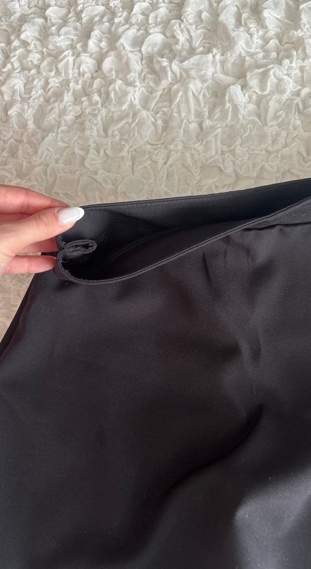 Siyah Şort Etek - Görsel 3