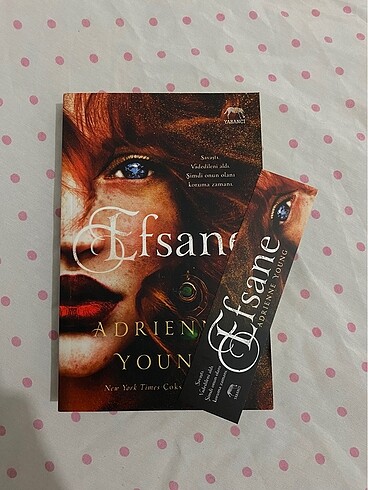 Beden Adrienne Young - Fable ve Efsane