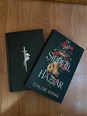 Şiddetli Hazlar- Chloe Gong