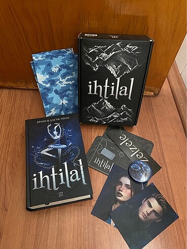 İhtilal -Binnur Şafak Nigiz