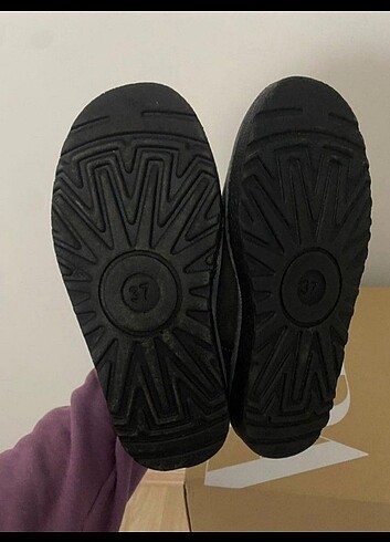 37 Beden ugg bot