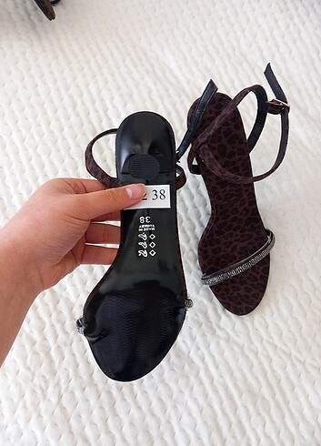 leopar topuklu ayakkabı - Görsel 2