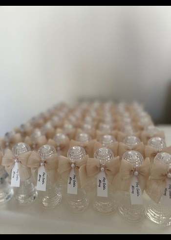 Kırmızı Fiyonk Detaylı Kadın Parfüm Şişesi - Görsel 6