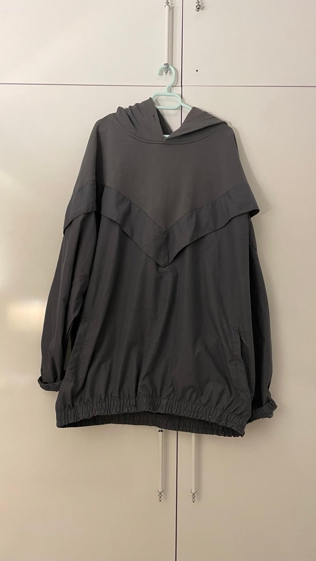 Siyah Midi Boy Salaş Kadın Yağmurluk - Görsel 4