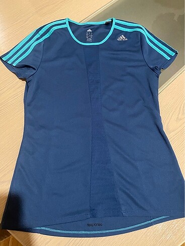Adidas tişört