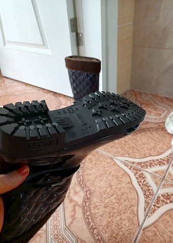 laciverti Tokalı Kadın Botu - Görsel 3