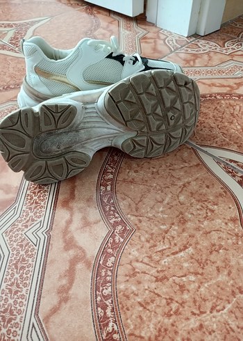 Beyaz Yüksek Topuklu Bağcıklı Kadın Spor Ayakkabı - Görsel 2