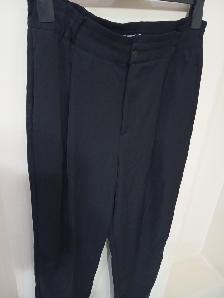 Siyah Midi Kadın Bol Kesim Kumaş Pantolon - Görsel 2