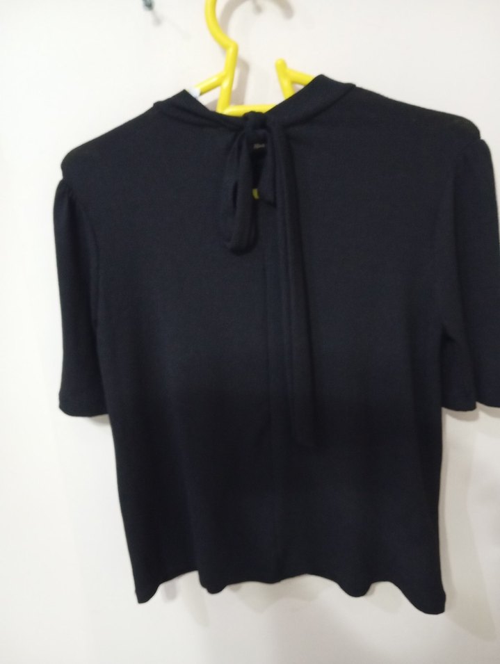 Siyah Kadın Kısa Kollu Bluz - Görsel 3