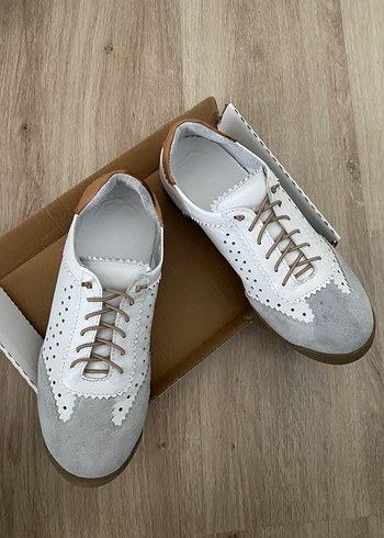 37 Beden Samba Model Ayakkabı