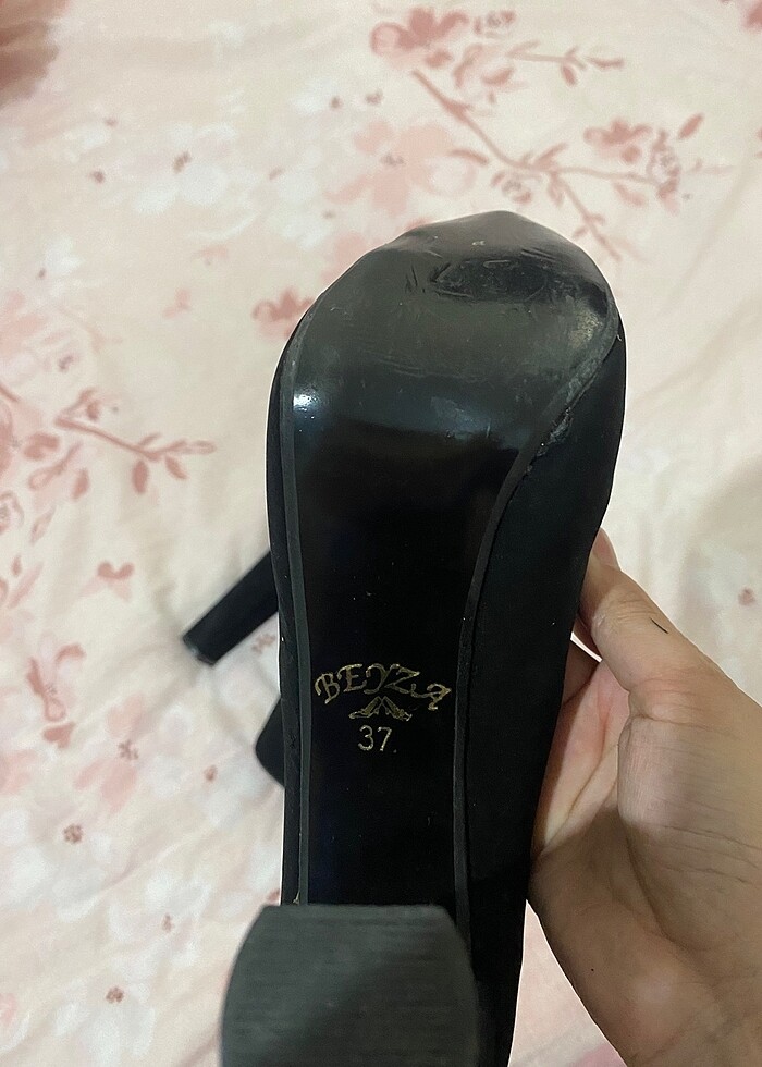 Topuklu ayakkabı 1defa gıydım yeni gıbı - Görsel 3