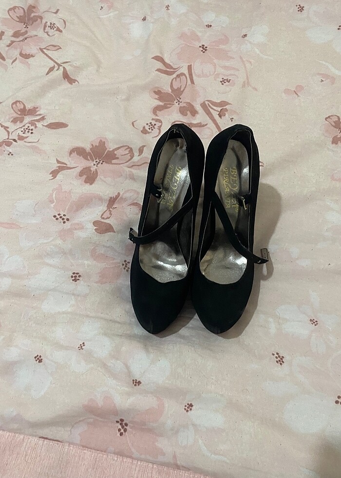 Topuklu ayakkabı 1defa gıydım yeni gıbı - Görsel 4