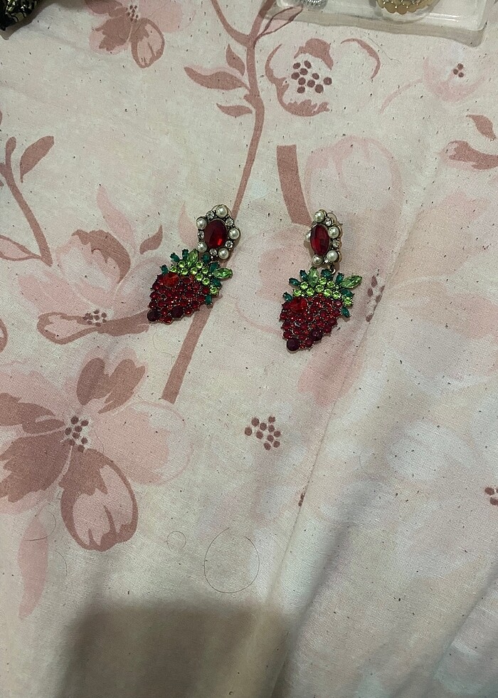 Kullanışlı küpe Abıye kupesı - Görsel 3