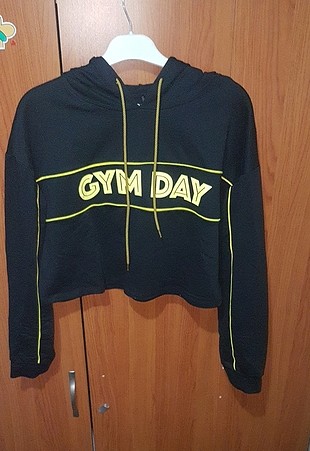 kısa sweatshirt