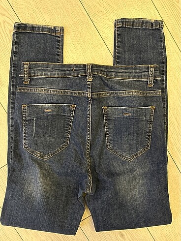 28 Beden mavi Renk Zara Jean