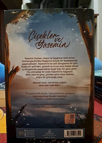  Çiçekler ve Yasemin - Sümeyye Demirkan