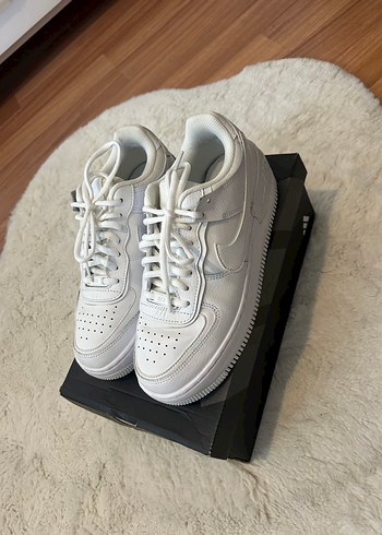 Beyaz Bağcıklı Kadın Spor Ayakkabı - Görsel 3