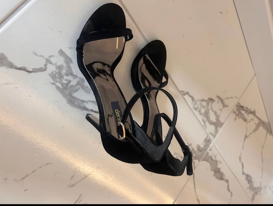 Koyu Siyah Yılan Desenli Tokalı Stiletto - Görsel 3