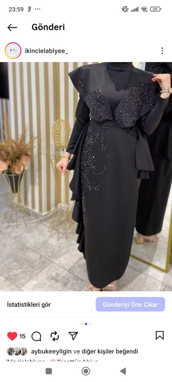 Uzun Kollu Siyah İşlemeli Abiye Elbise - Görsel 2