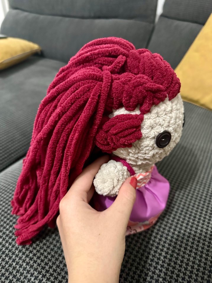 Renkli Pembe Saçlı El Örgüsü Bebek - Görsel 4