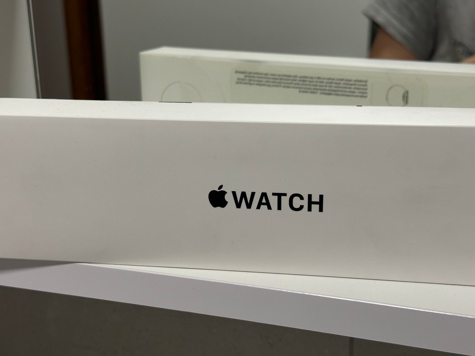 Apple Watch SE 2. Nesil Starlight — görsel 7/8