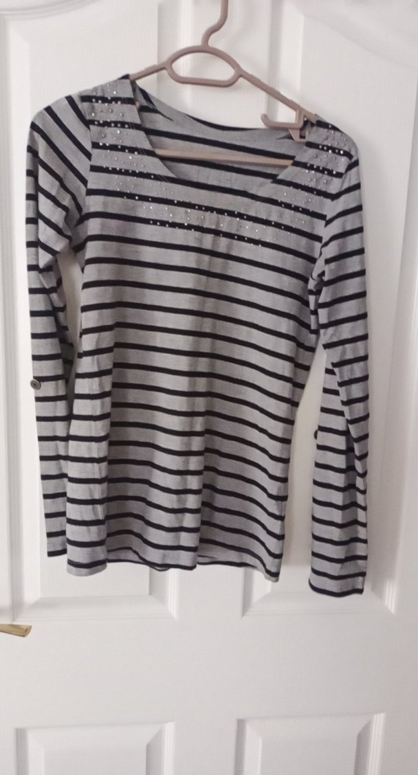 Gri Kısa Kollu Tişörtü - Görsel 3