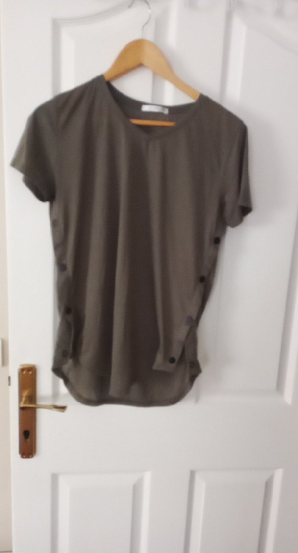 Gri Kısa Kollu Tişörtü - Görsel 5