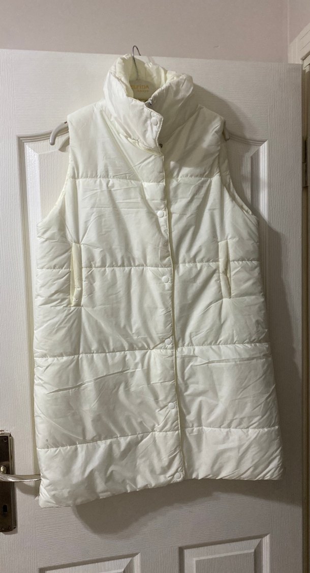 Beyaz Düğmeli Kadın Şişme Yelek - Görsel 2