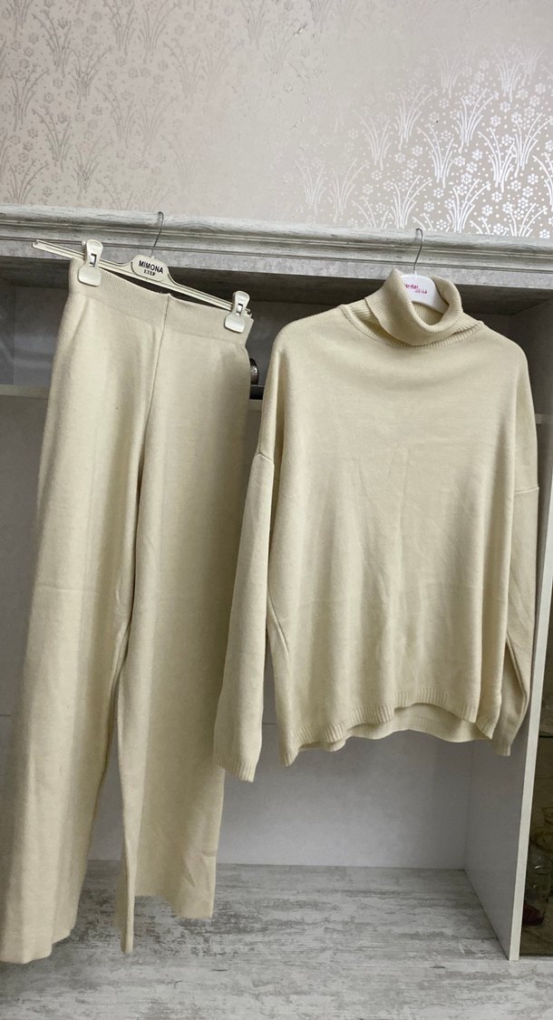 Beyaz Boğazlı Triko Kadın Kazak - Görsel 2