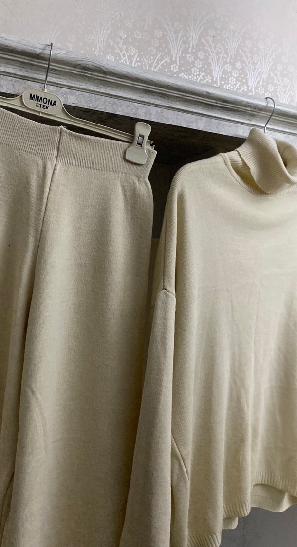 Beyaz Boğazlı Triko Kadın Kazak - Görsel 4