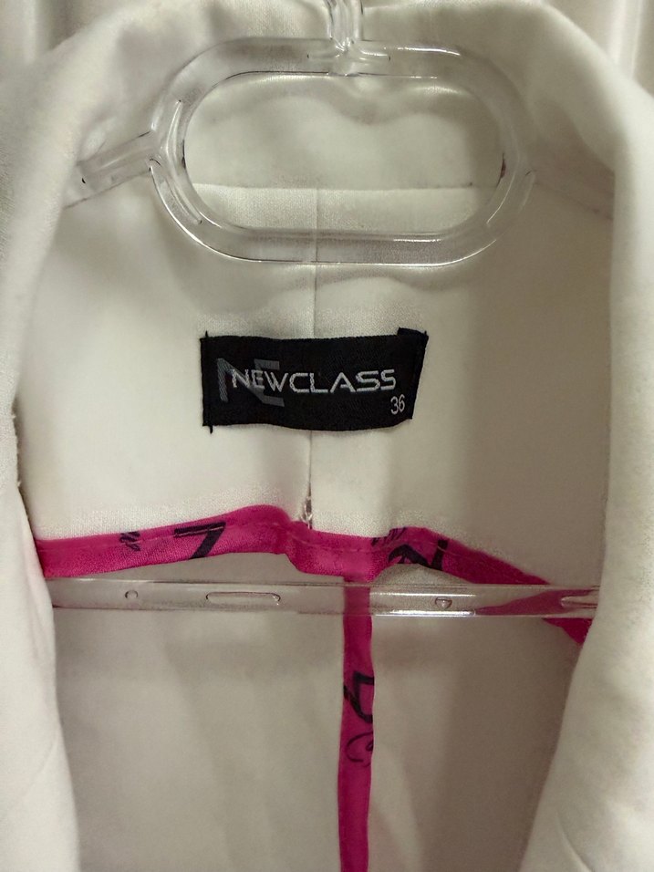 Düğmeli Beyaz Kadın Blazer Ceket - Görsel 3