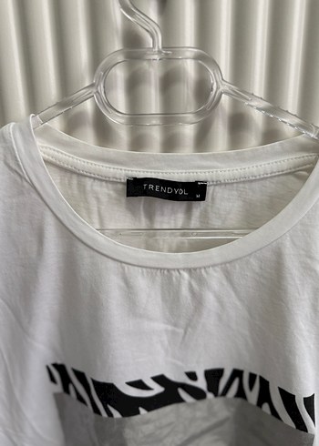 Beyaz Baskılı Kısa Kollu Kadın Tişört - Görsel 2